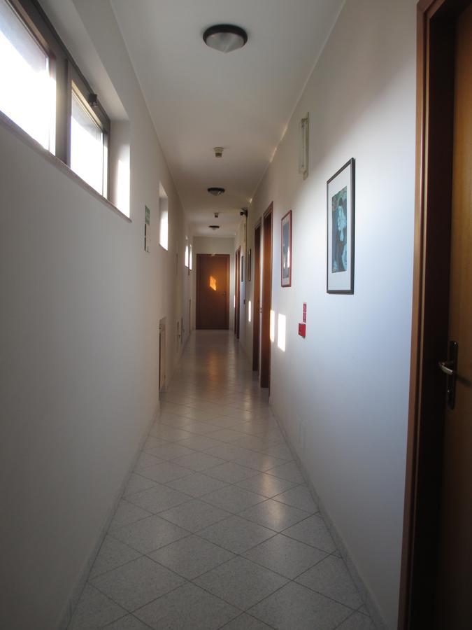Albergo Sant'Anna Solbiate Olona Exteriör bild